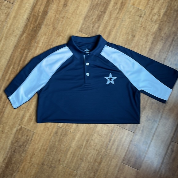 Dallas Cowboys Polo size Medium GUC short sleeve - Picture 3 of 3